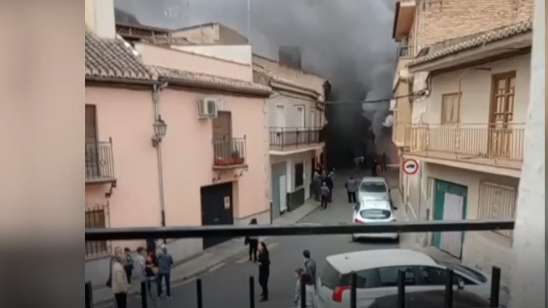 Muere una niña de seis años en el incendio de una vivienda en Las Gabias, en Granada Muere una niña de seis años en el incendio de una vivienda en Las Gabias, en Granada