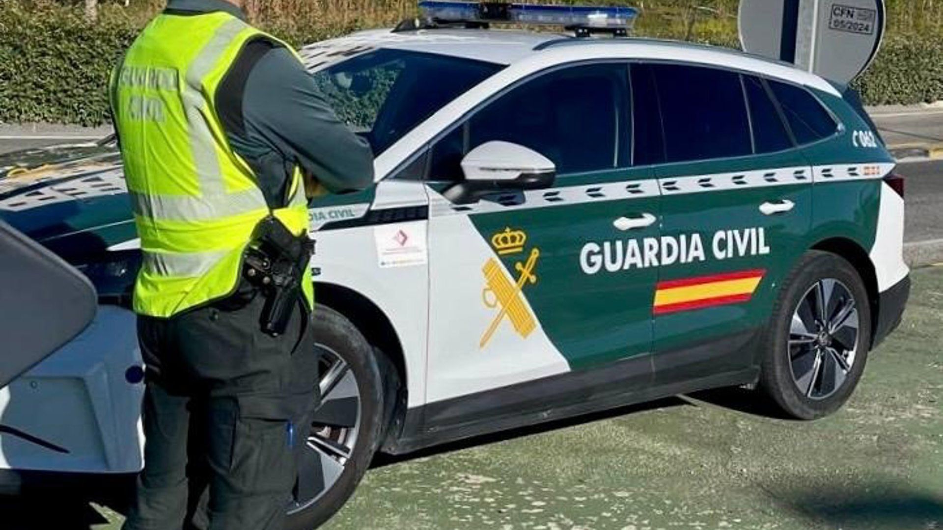 Un agente de la Guardia Civil
