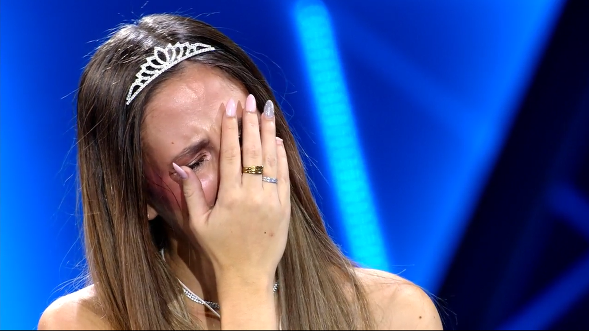 Aroa se emociona en el plató de 'Gran Hermano 20' al hablar sobre su vida