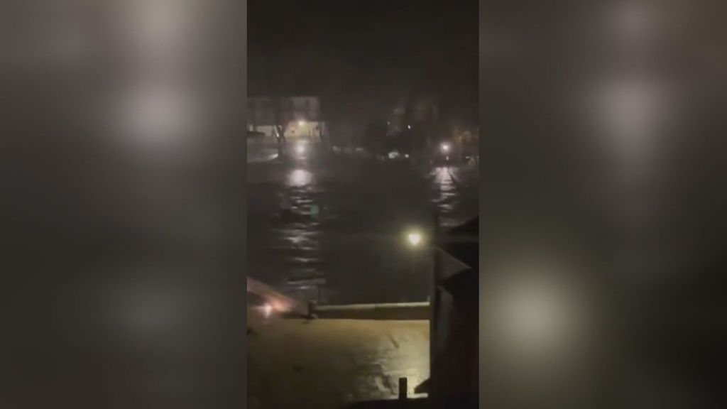 Se desborda el río Tormes a su paso por El Barco de Ávila