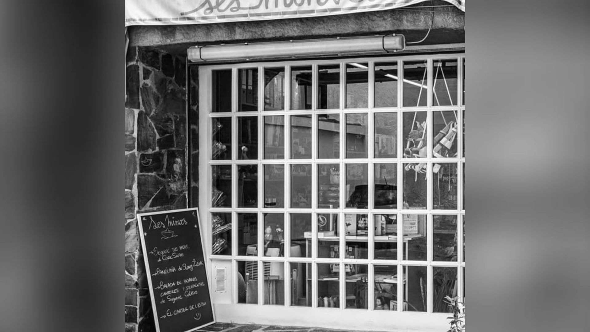 El adiós de Ses Minves, una de las últimas librerías de Cadaqués