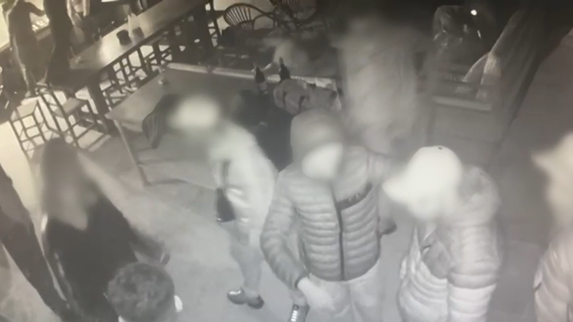 Imágenes de las cámaras de seguridad. Imágenes de las cámaras de seguridad.