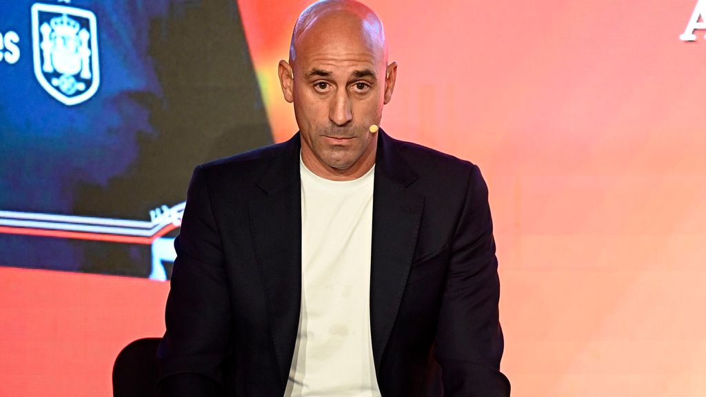 Luis Rubiales y la relación con sus tíos, entre denuncias, querellas y ahora... lanzamiento de huevos