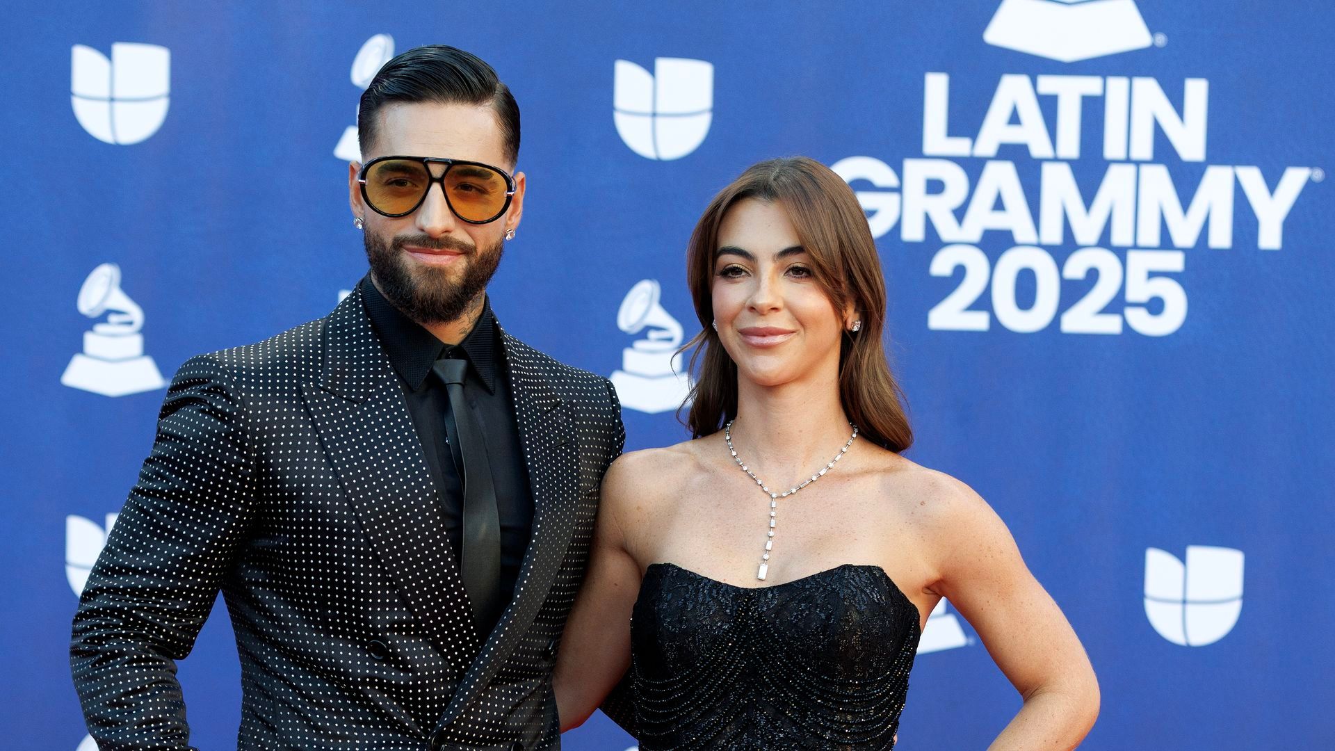 Maluma en la alfombra roja de los Latin Grammy 2025