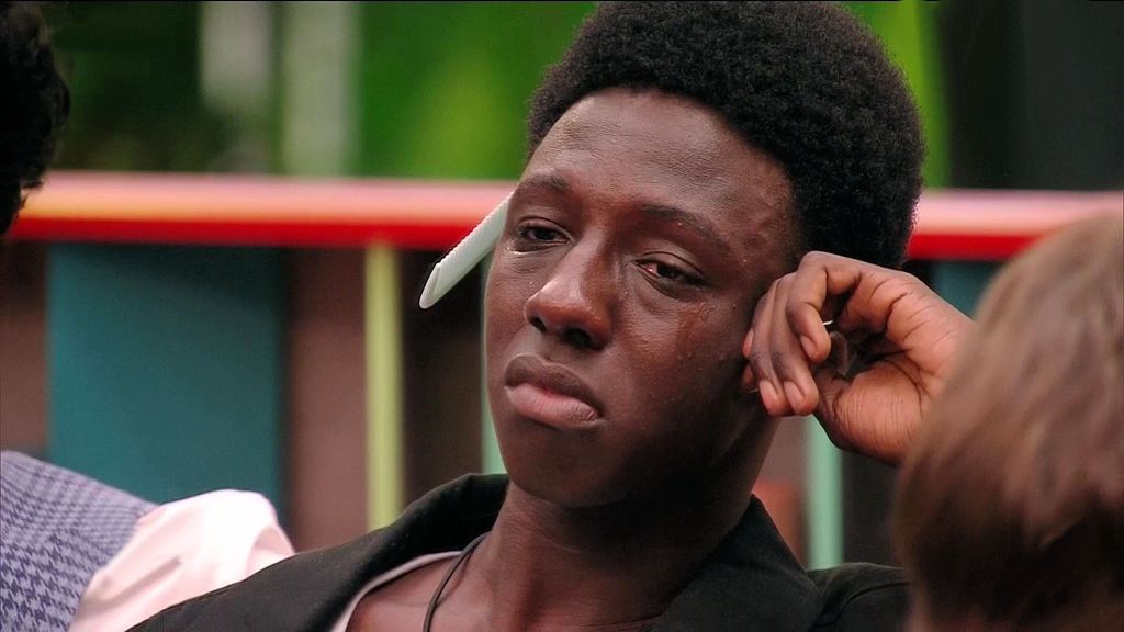 Mamadou llora por la "expulsión" de Aroa