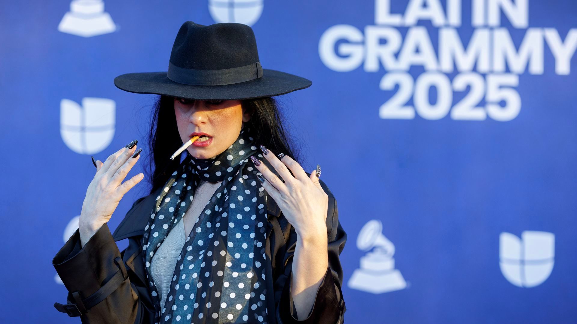 Marilina Bertoldi en la alfombra roja de los Latin Grammy 2025