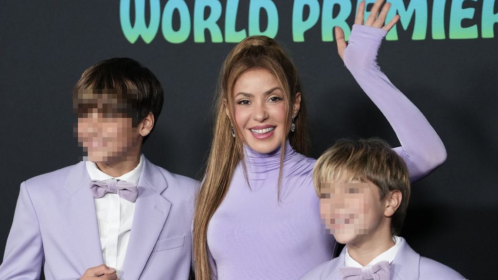 Shakira, con sus hijos, Milan y Sasha