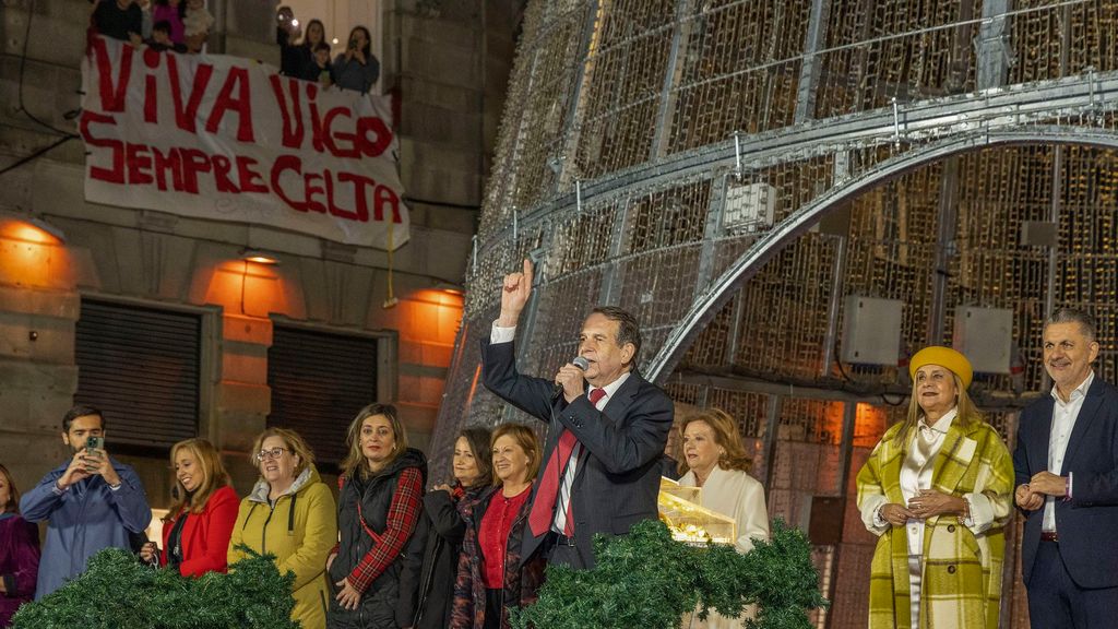 Abel Caballero 'enciende' la Navidad en Vigo: "El inmenso privilegio de ser el símbolo de todo el planeta"