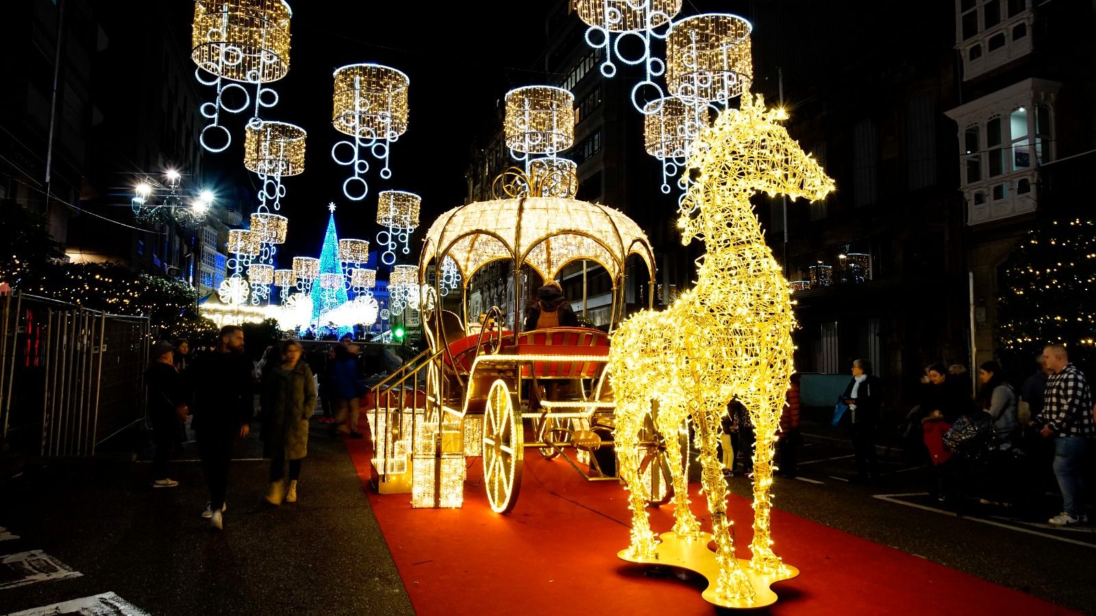 Carroza iluminada en Vigo
