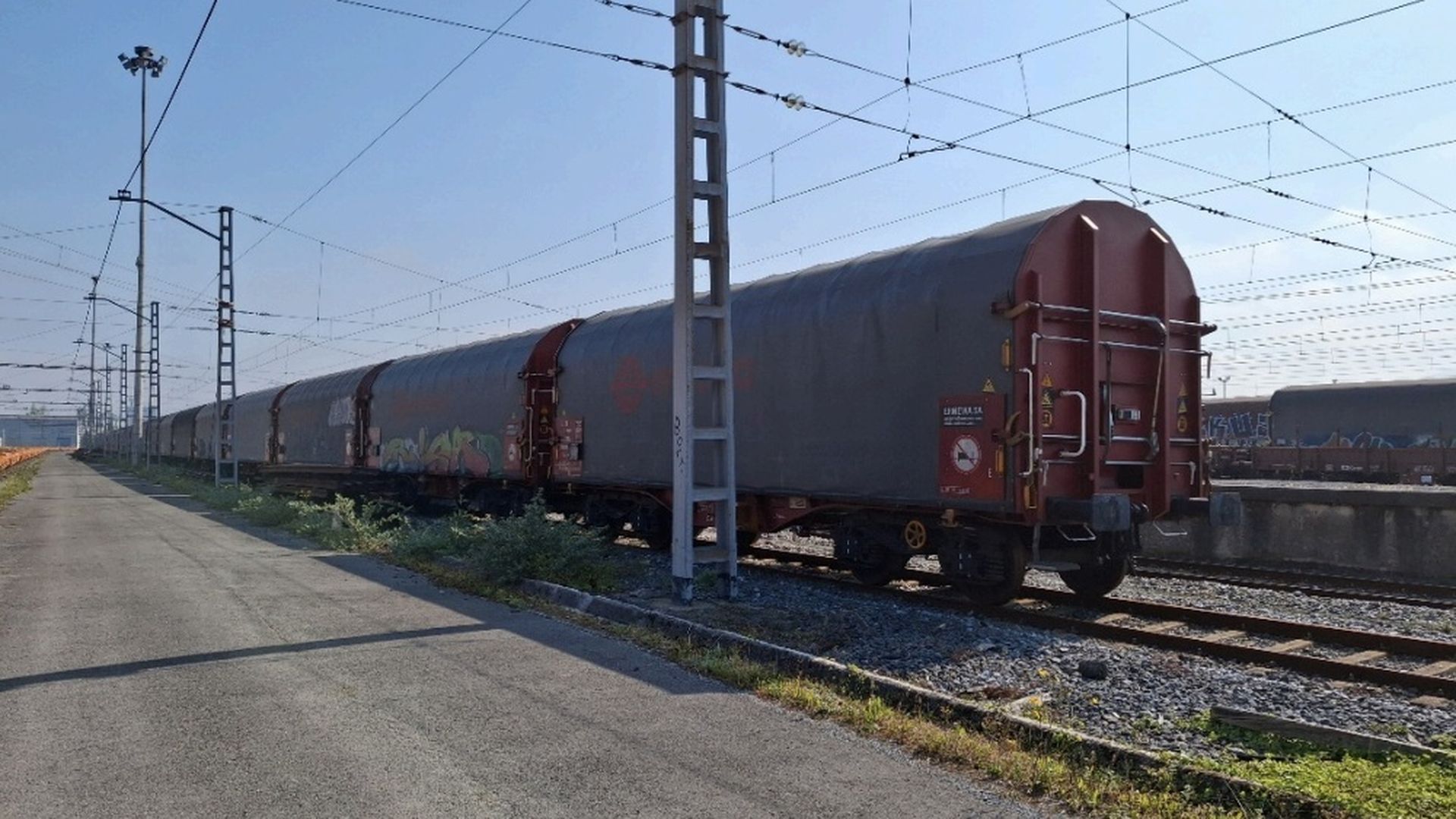 Imagen de archivo de un tren de mercancías