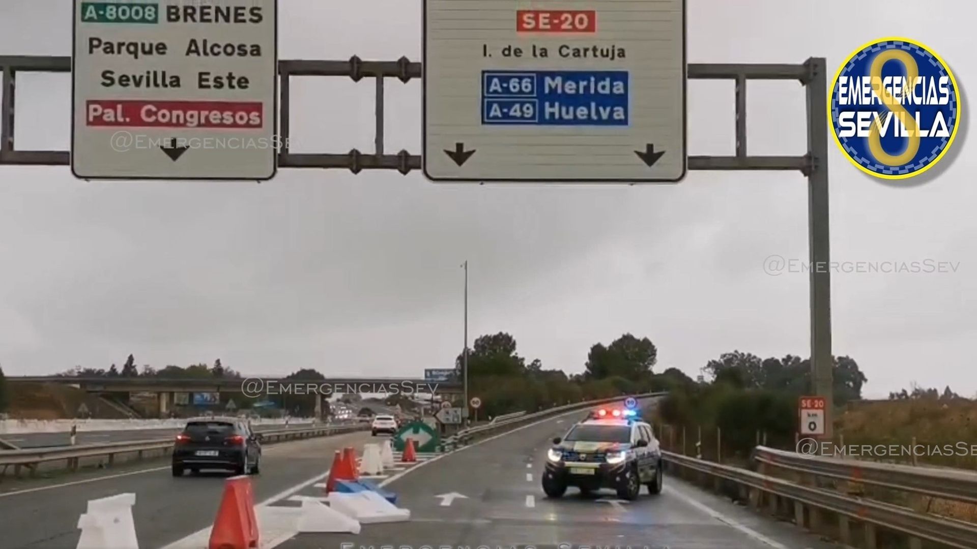 La autovía SE-20 de Sevilla, cerrada al tráfico por los desperfectos ocasionados por la borrasca 'Claudia'