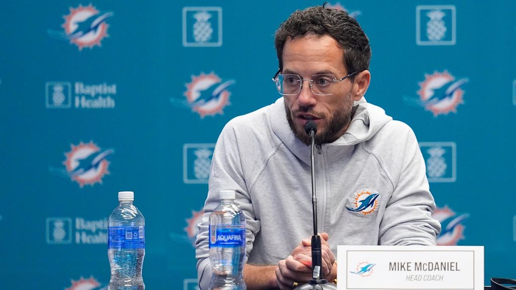 Mike McDaniel, entrenador de los Miami Dolphins
