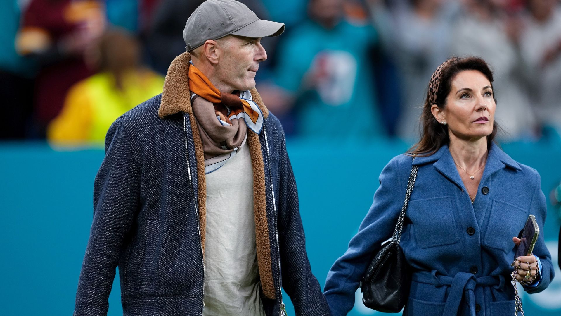 Zinedine Zidane y Veroniqué Zidane en el partido de la NFL en Madrid