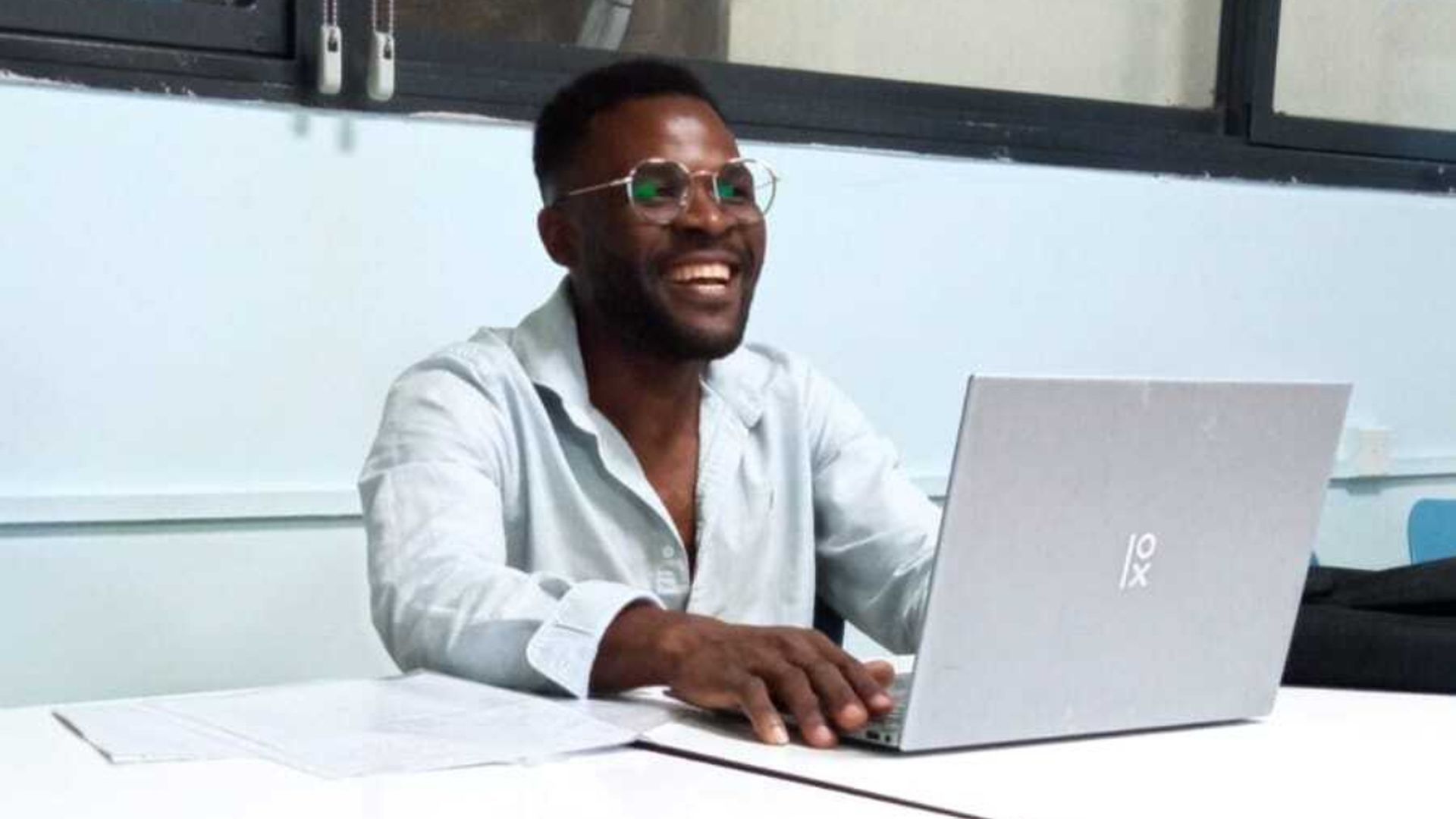 Angelo Sylvio Noutié durante una clase