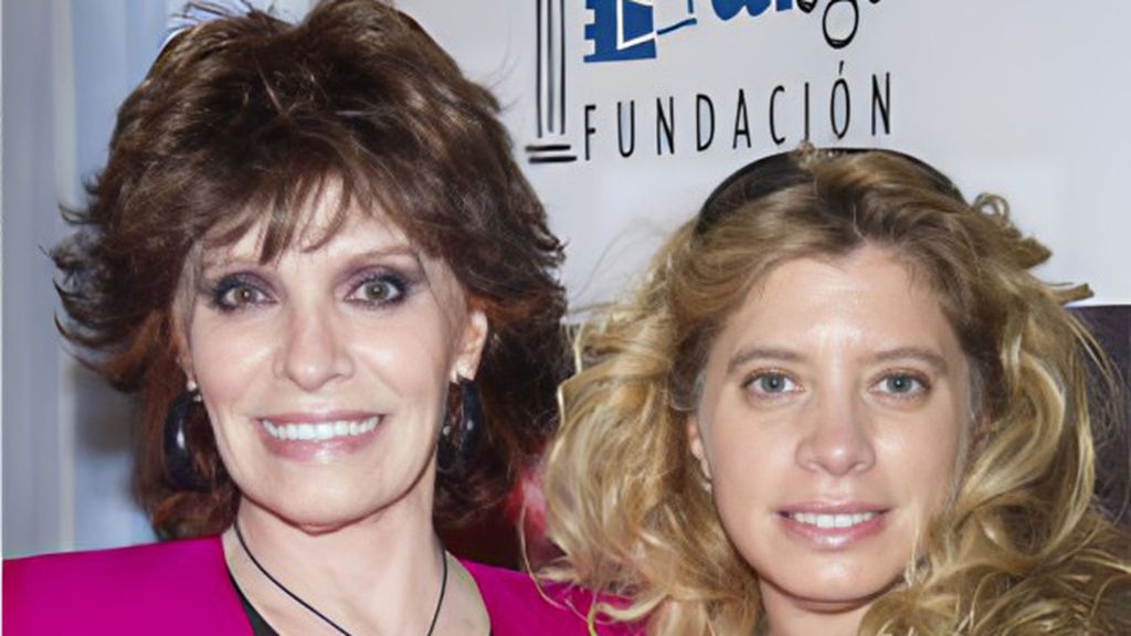 Encarnita Polo y su hija, Raquel