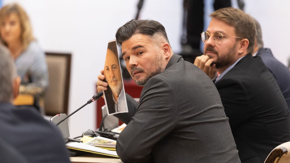 Gabriel Rufián carga contra Carlos Mazón en plena comparecencia por la DANA en el Congreso: "Le pido que no me mienta"