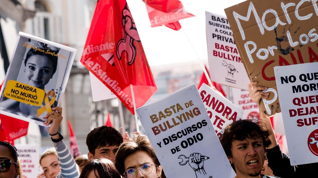 Las tres menores investigadas por acoso a Sandra Peña declaran durante cuatro horas ante la Fiscalía