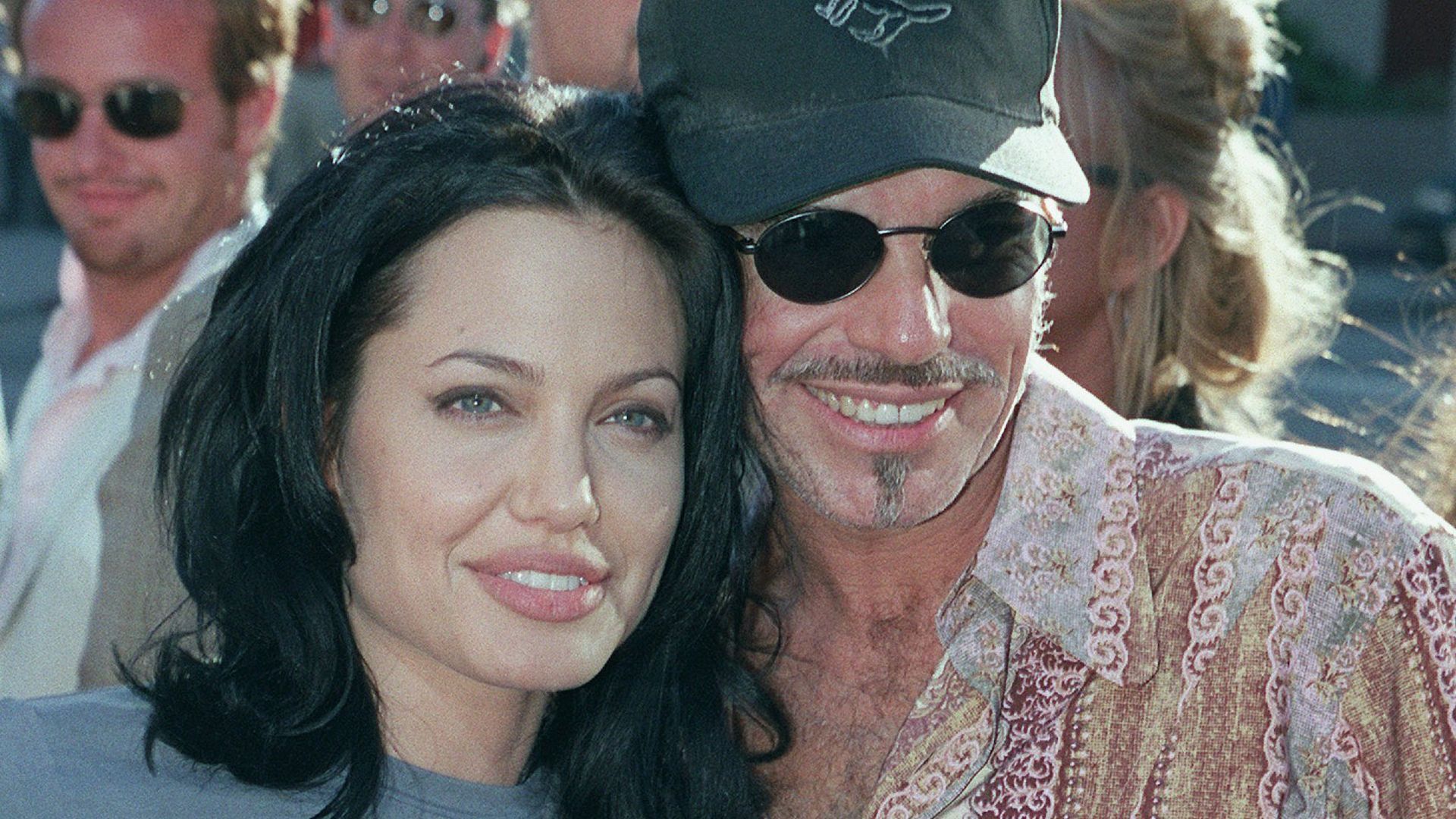 Billy Bob Thornton da nuevos detalles sobre los collares con sangre que tenía junto a Angelina Jolie: "Es una idea romántica"