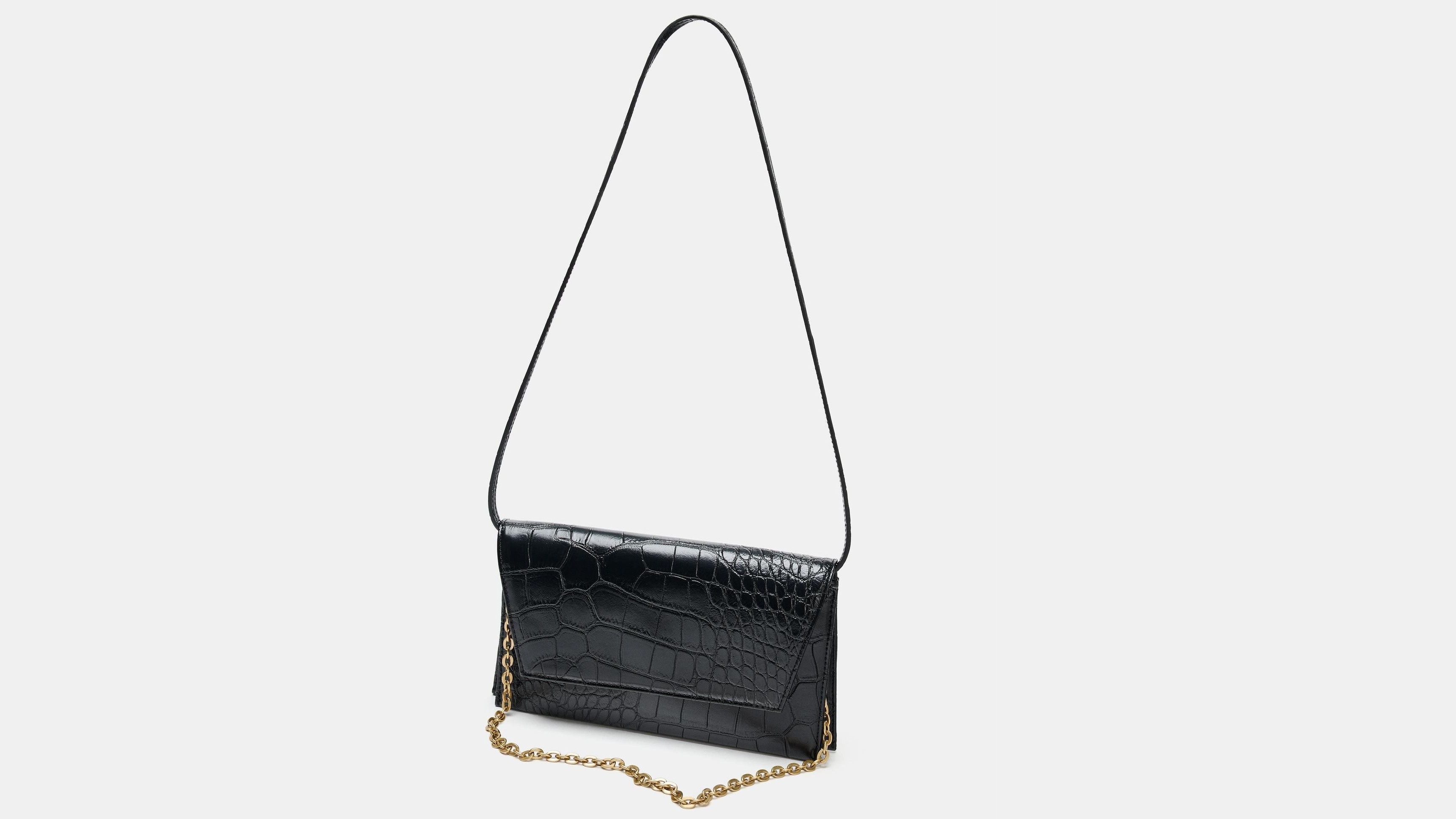 Bolso efecto relieve de Zara