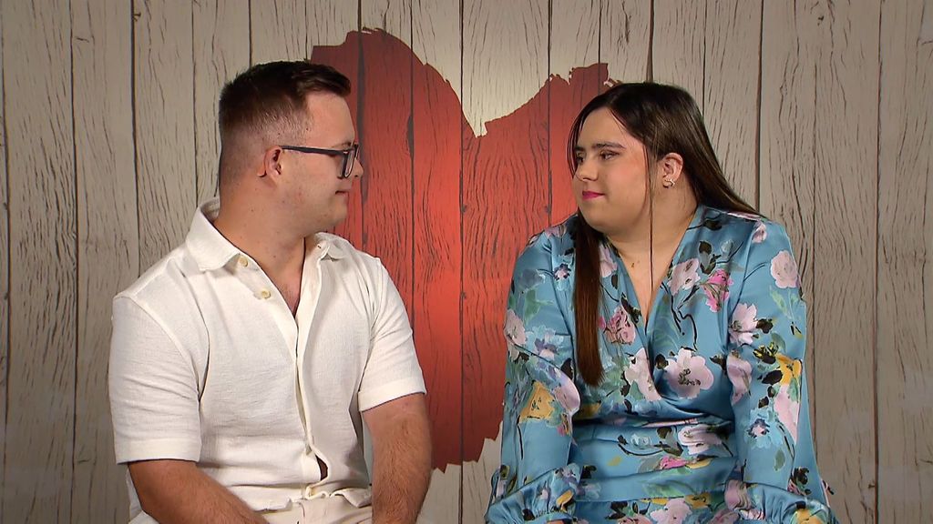 P2220 - Uno de historias emocionantes First Dates Temporada 8 Programa 2220