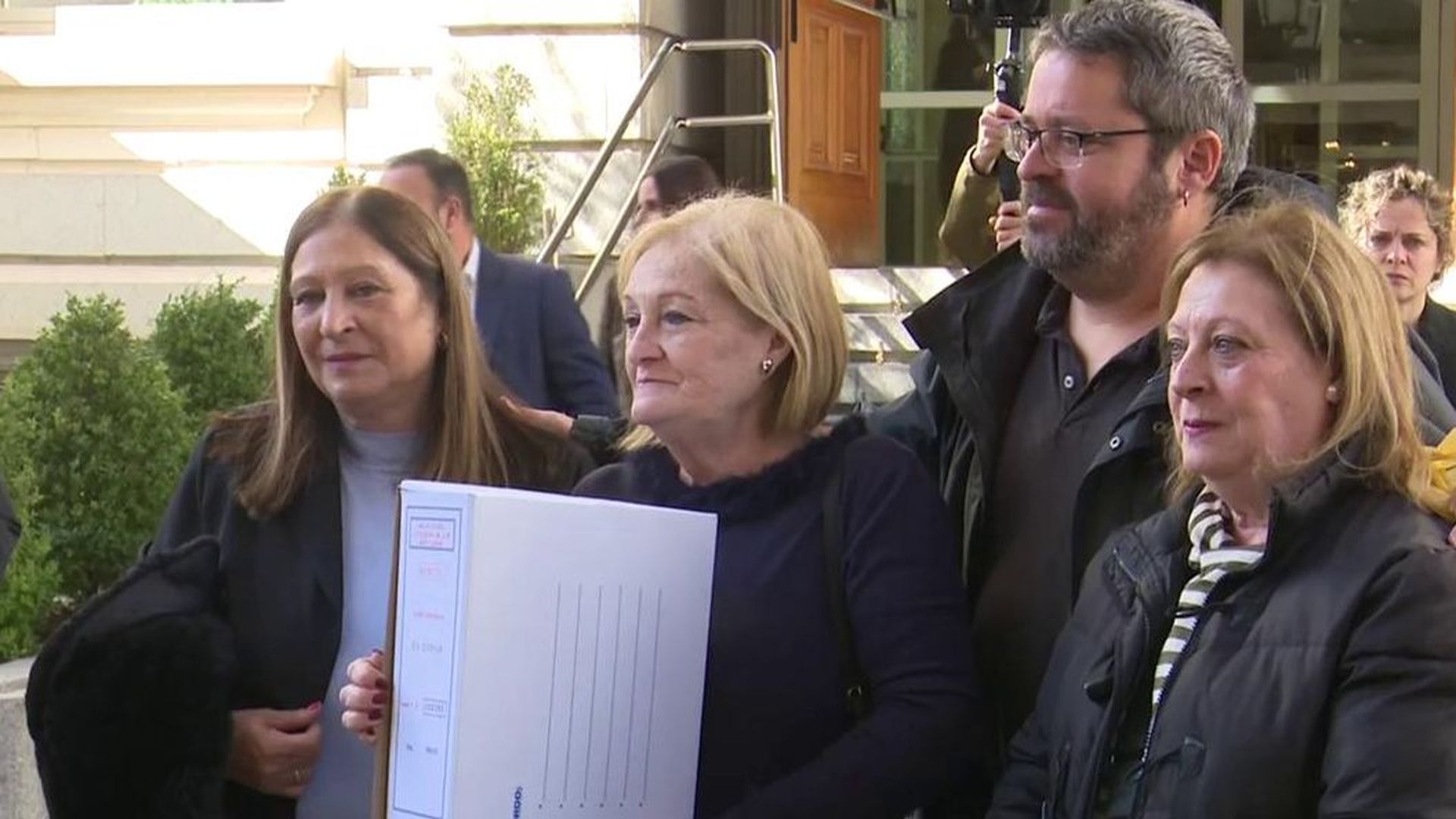 Las hermanas Caparrós conocen 48 años después los detalles aún secretos de la muerte de su hermano Manuel