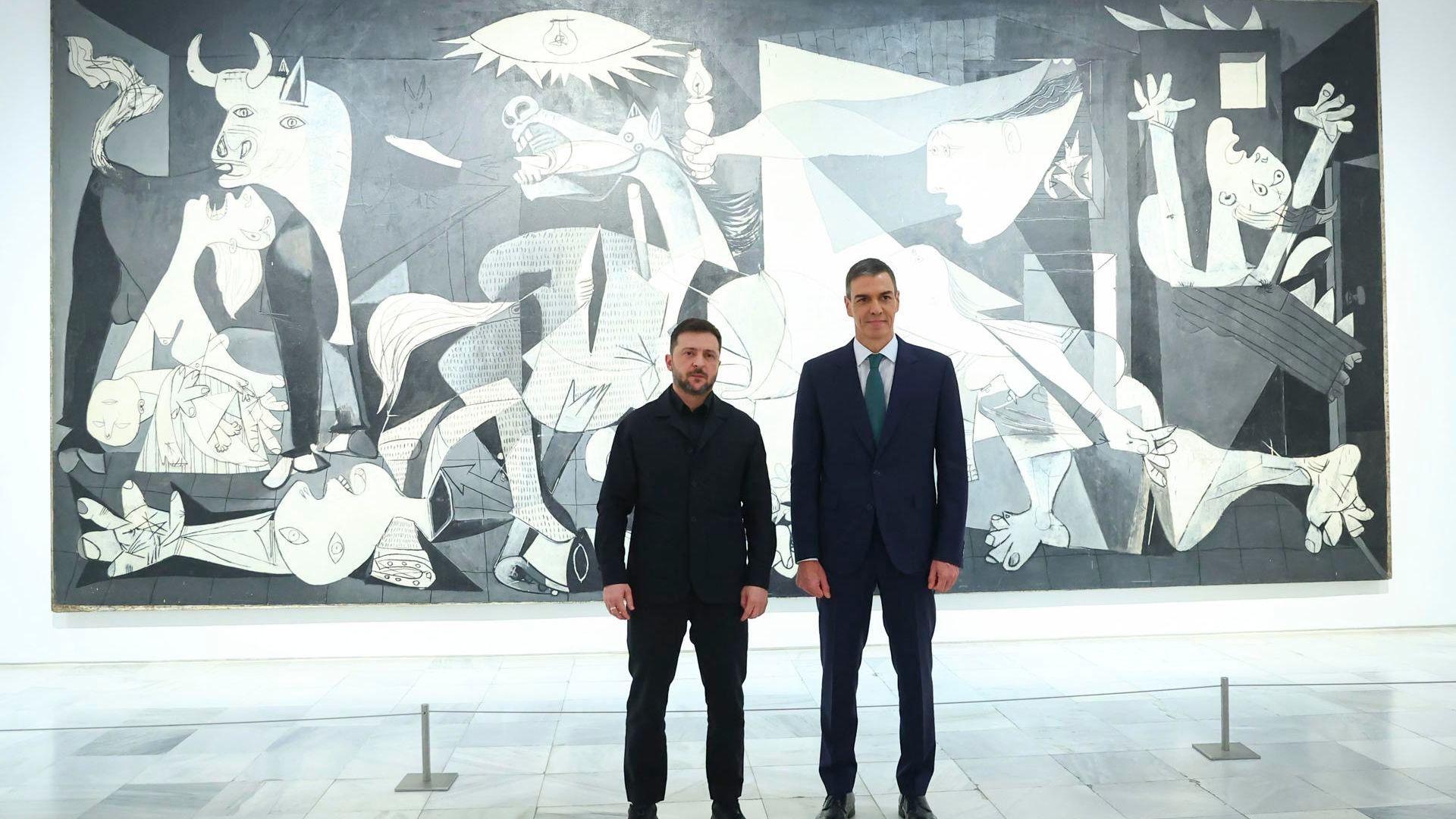 Pedro Sánchez y Zelenski: más dinero para armas y reconstrucción a la vista del Guernica