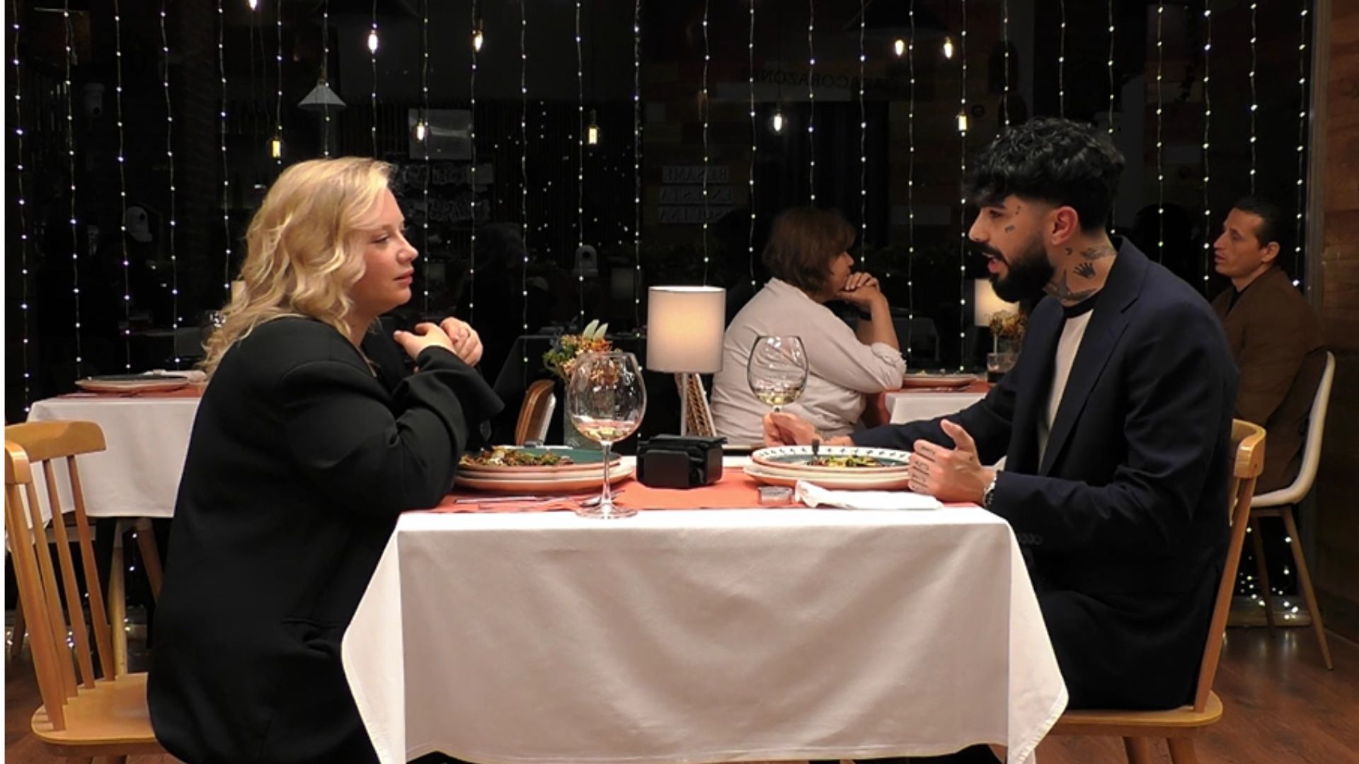 “Quiero ser mi propia jefa”: el detonante que ha hecho que un soltero sienta flechazo con su cita de ‘First Dates’ “Quiero ser mi propia jefa”: el detonante que ha hecho que un soltero sienta flechazo con su cita de ‘First Dates’