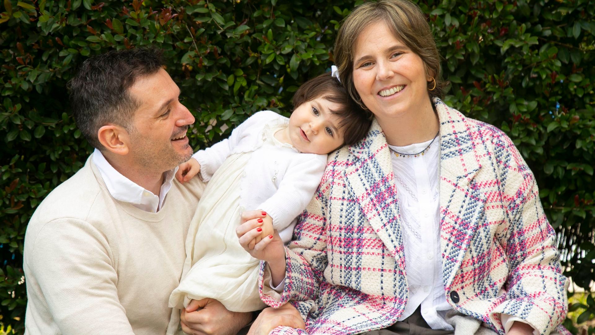 Rosario, Santi y la pequeña Juana, en la actualidad