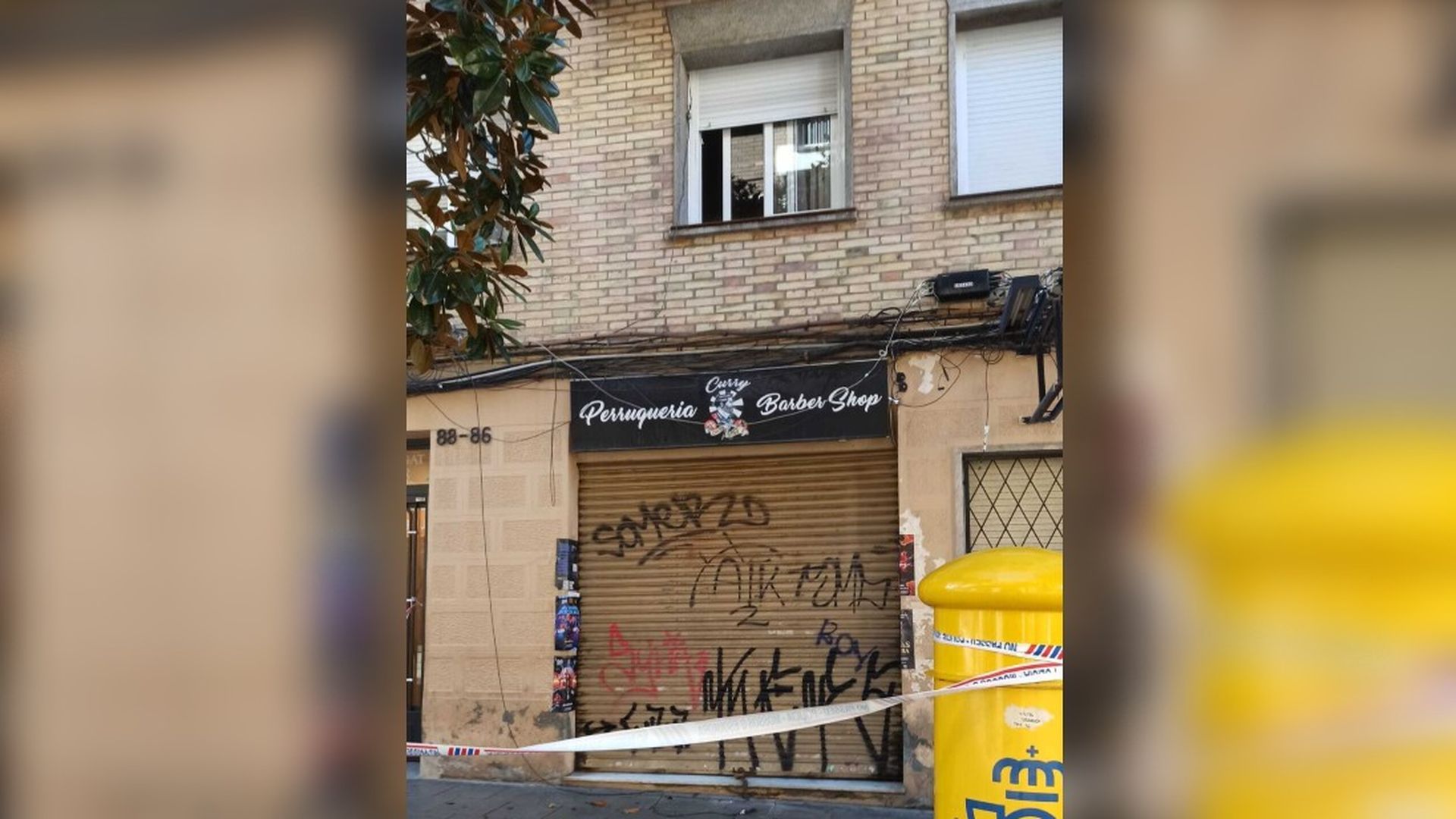 Una mujer muere tras precipitarse desde una vivienda en L'Hospitalet