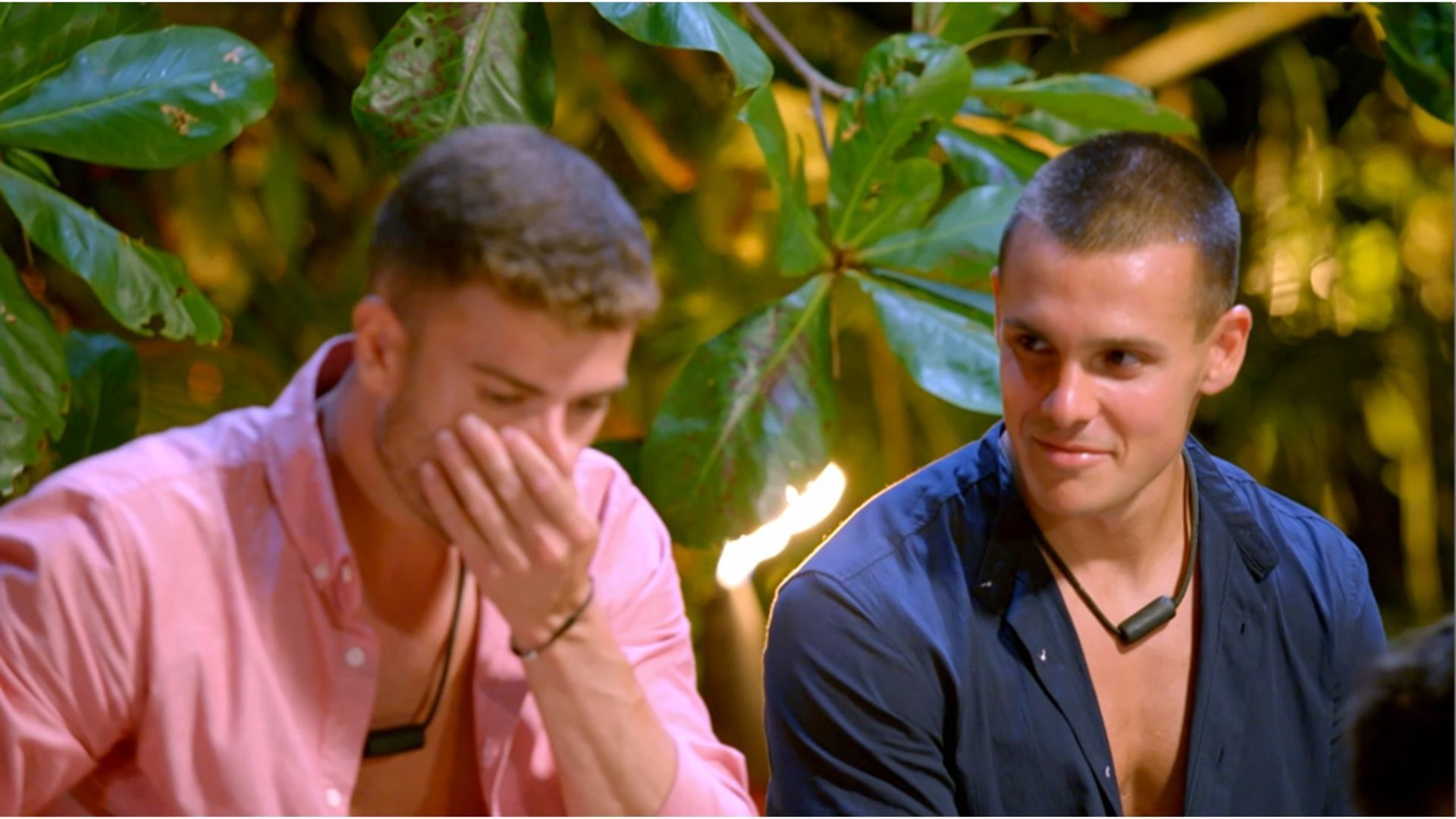 Algo irrumpe en la hoguera por sorpresa y provoca un gran susto en Darío: “¿Qué ha pasado?”