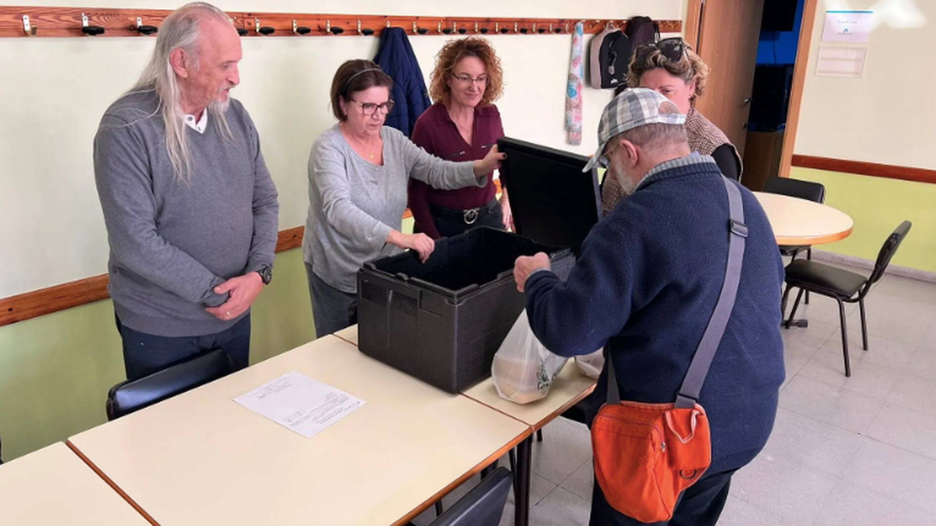 La cocina de reaprovechamiento de un comedor escolar en Lleida: del colegio al casal de ancianos