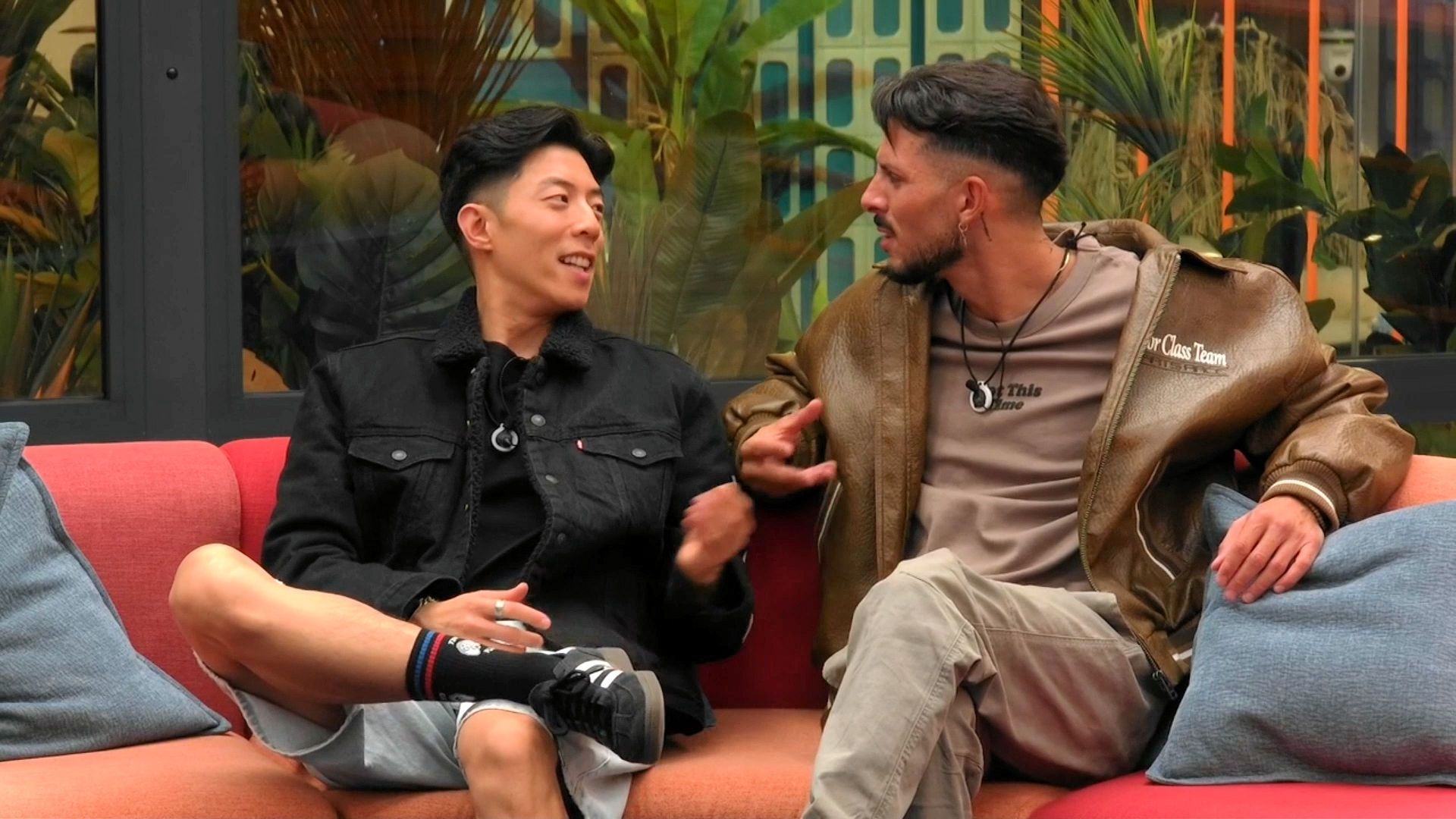 La poco empalagosa complicidad entre Joon y Cristian