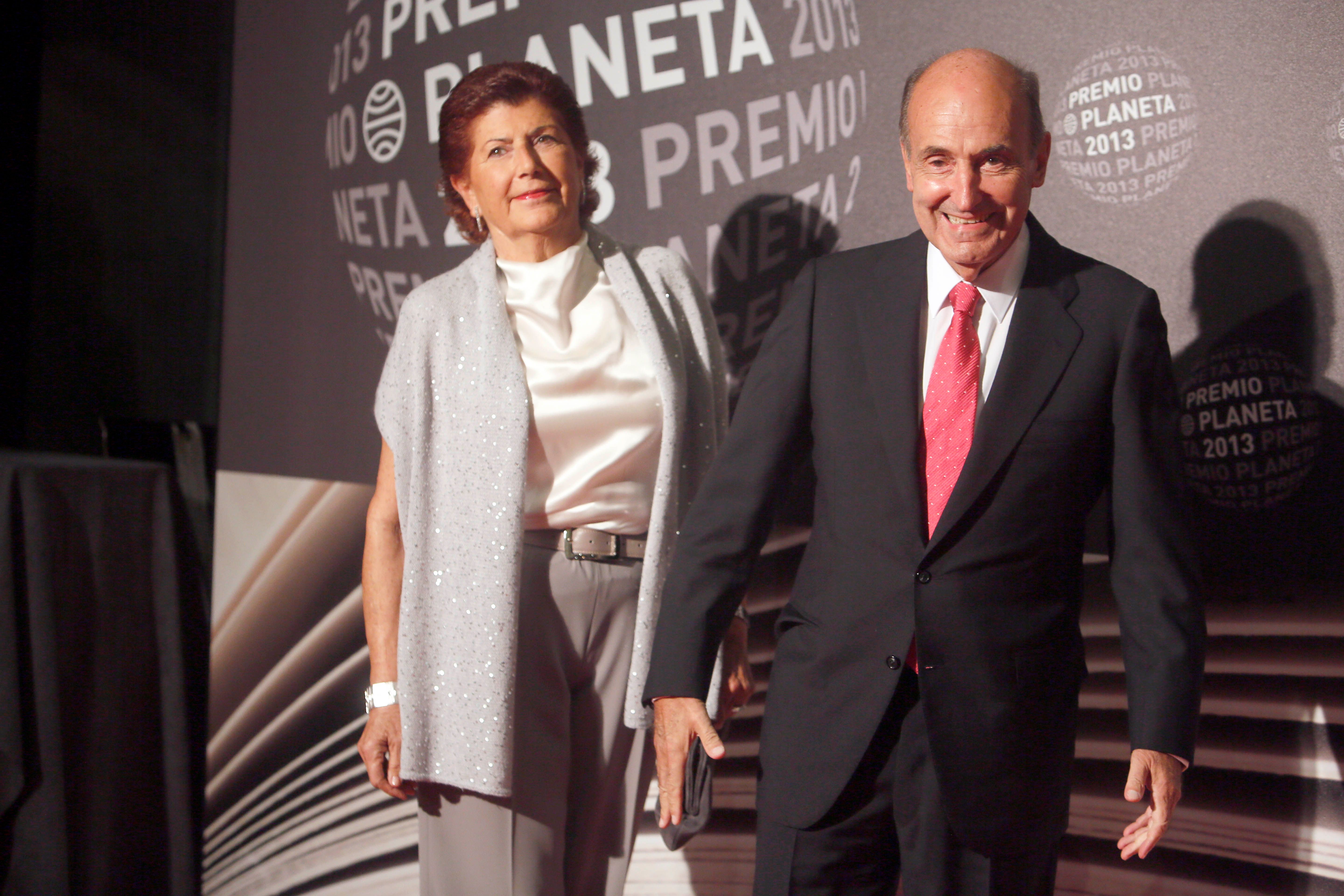 Miquel Roca y Ana María Sagarra Trias
