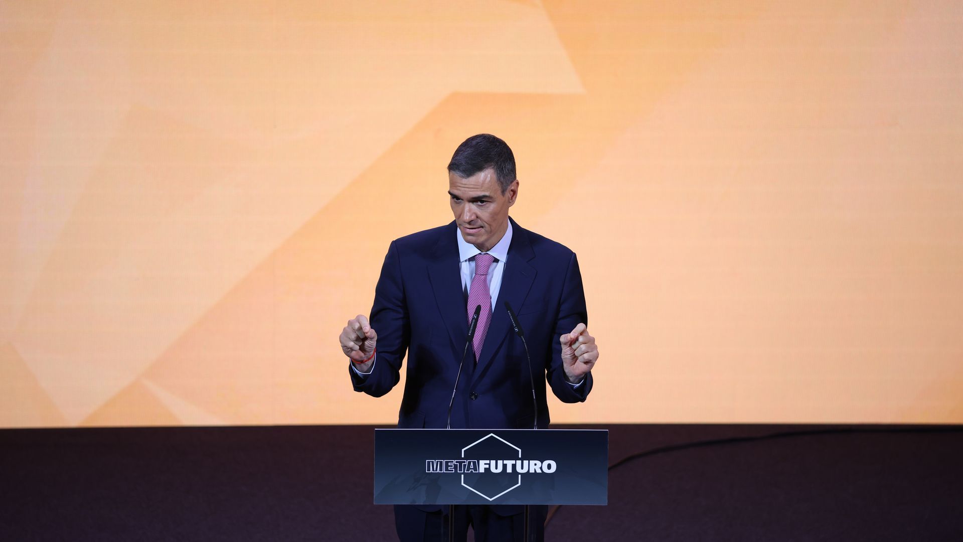 Pedro Sánchez hará comparecer a Meta en el Congreso por presunto espionaje "masivo" a usuarios: "No puede quedar impune"