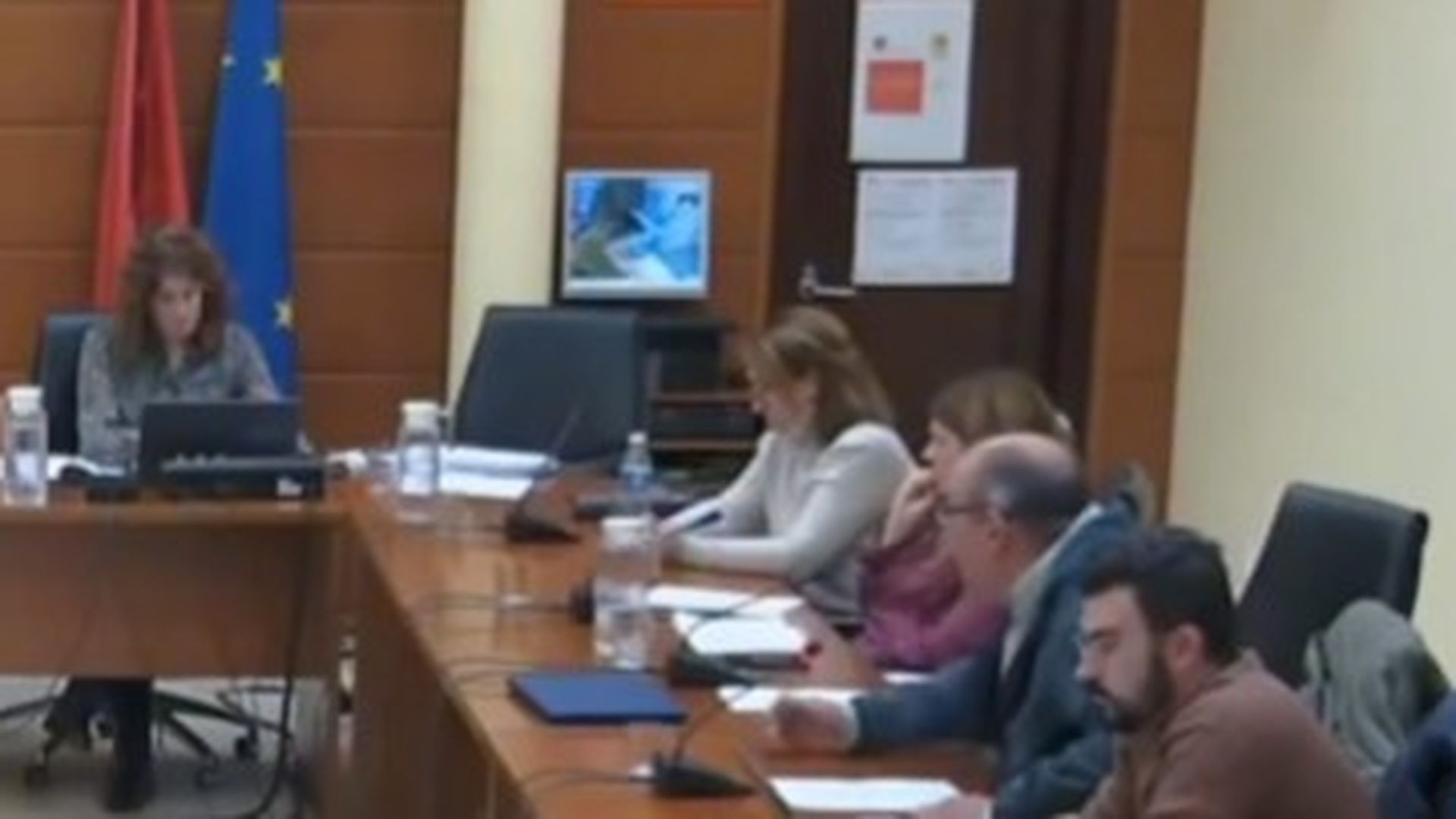 Un concejal del PP de Manzanares El Real a una edil: "Callada estás más guapa"