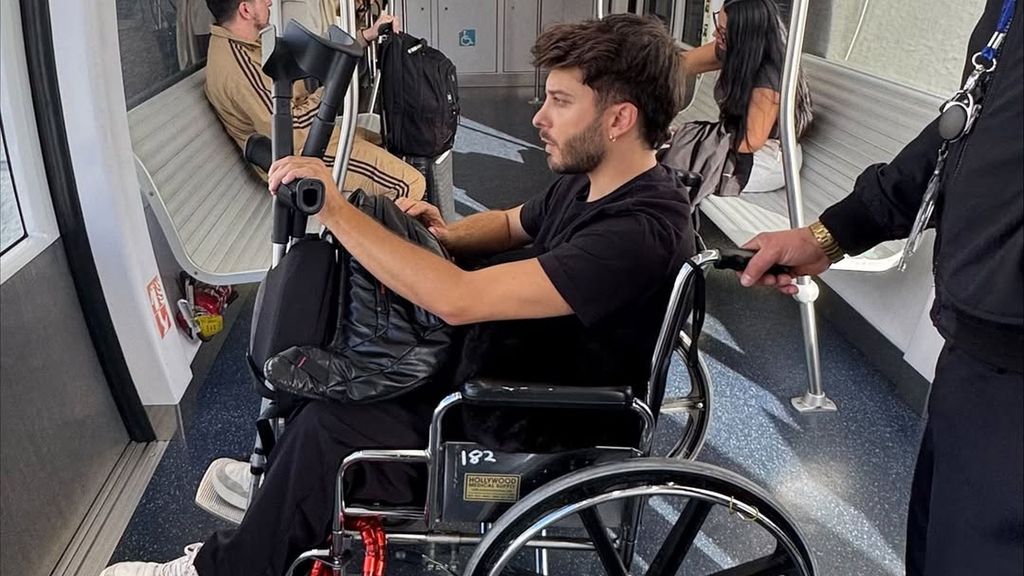 Blas Cantó en silla de ruedas