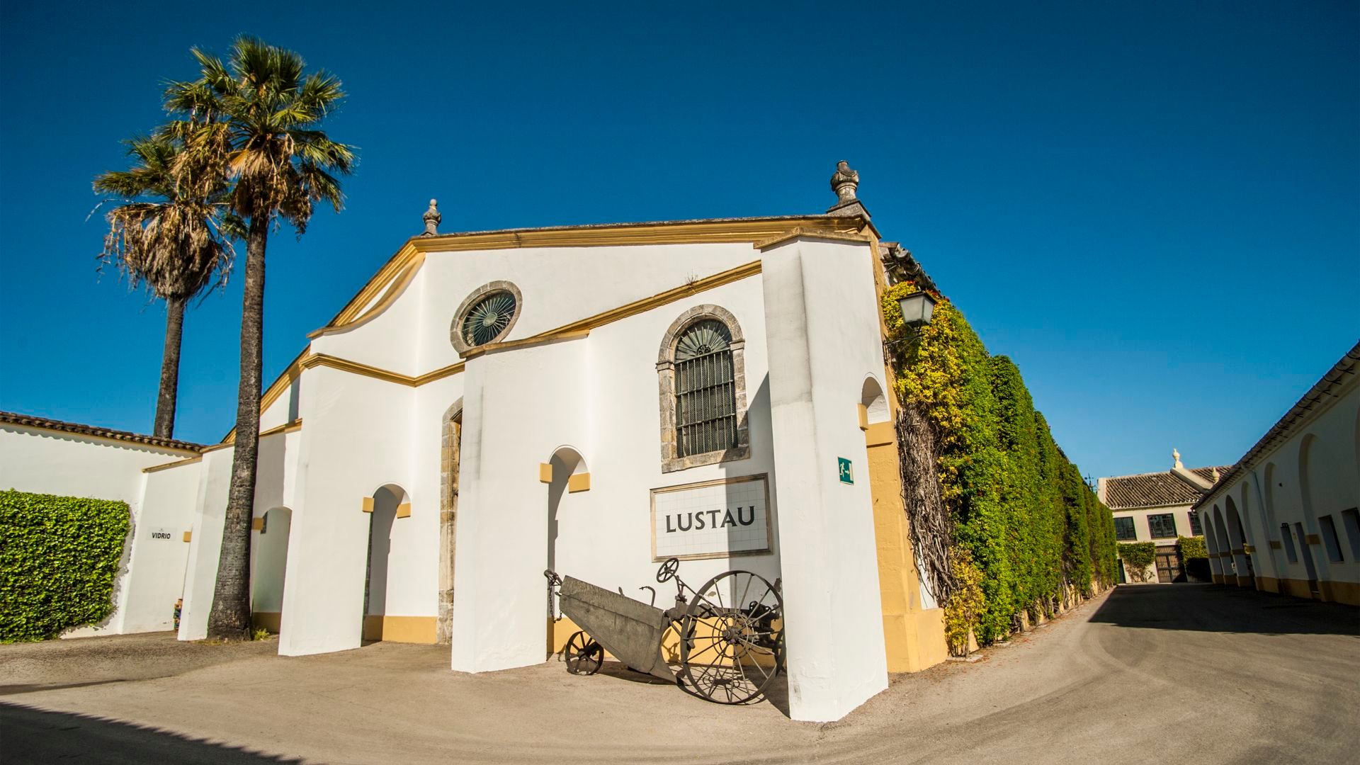 La fachada de una de las bodegas icónica des Jerez