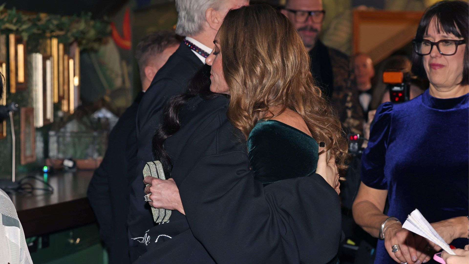 Kate Middleton y Jessie J se funden en un emotivo abrazo por sus diagnósticos de cáncer: "No es fácil de afrontar"