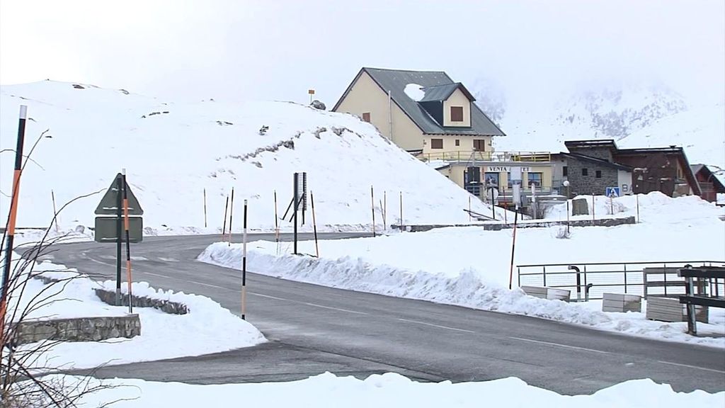 La Aemet alerta de fuertes nevadas en la Cordillera Cantábrica: hasta 25 cm de nieve y cotas de 300 metros