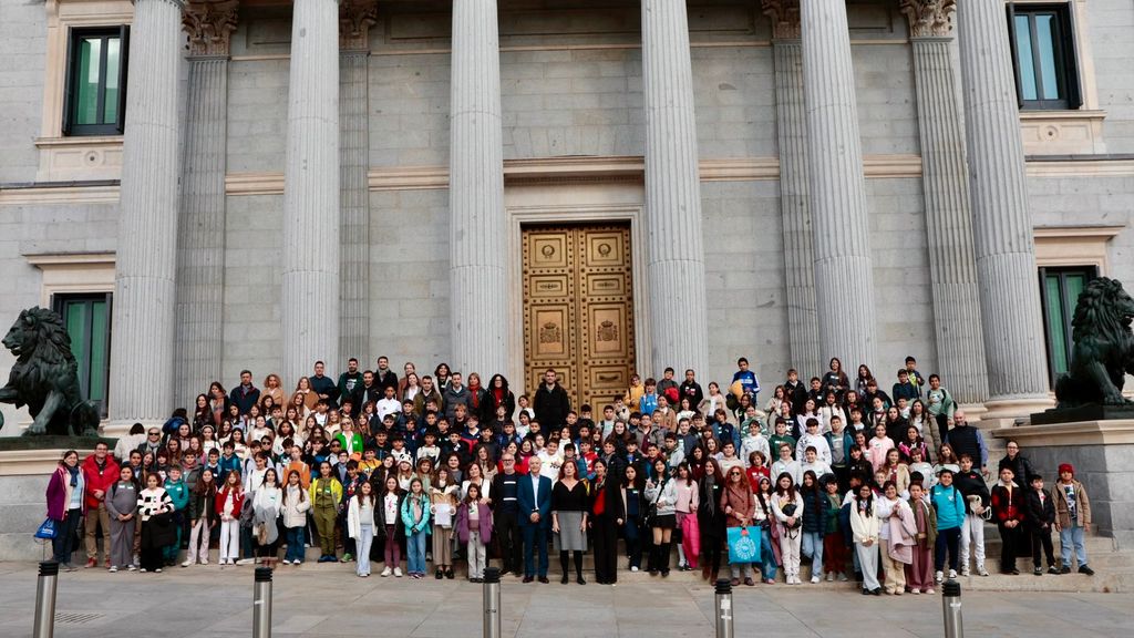 Niños y niñas defienden los derechos de la infancia en el Congreso de los Diputados
