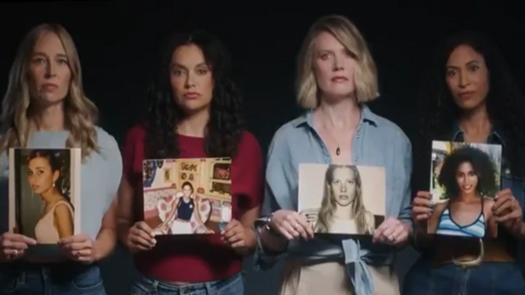 Trump firma una orden para desclasificar los documentos de Epstein y hacerlos públicos, con dos excepciones