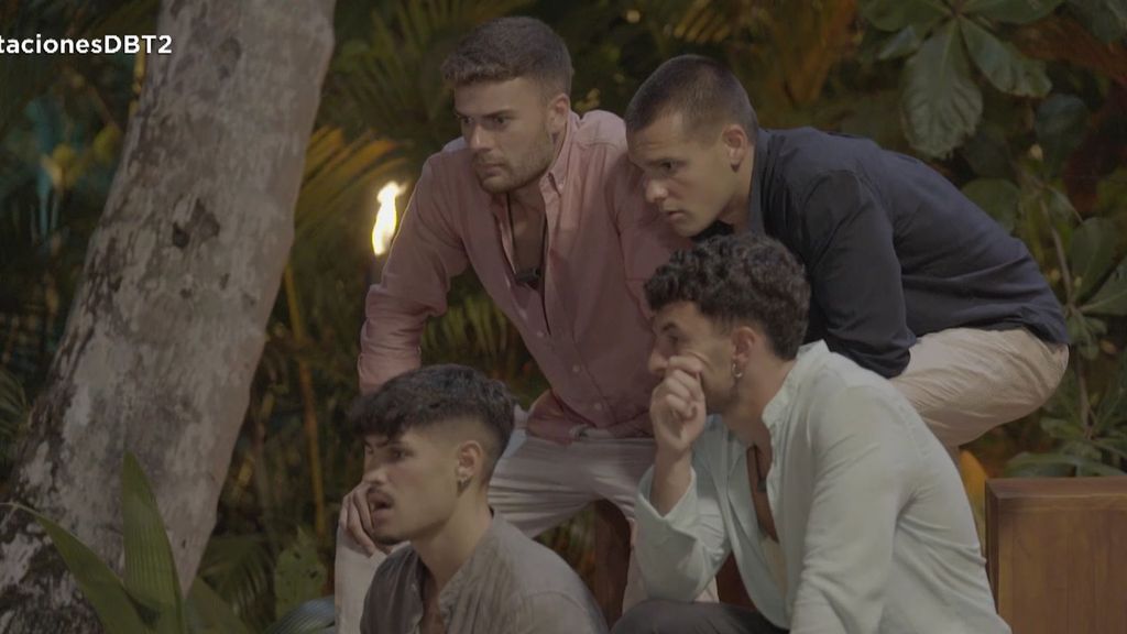 Avance | Los chicos ven las imágenes más ''calientes'' de Claudia sin Gilbert: ''Si no abre los ojos, se los abro yo''