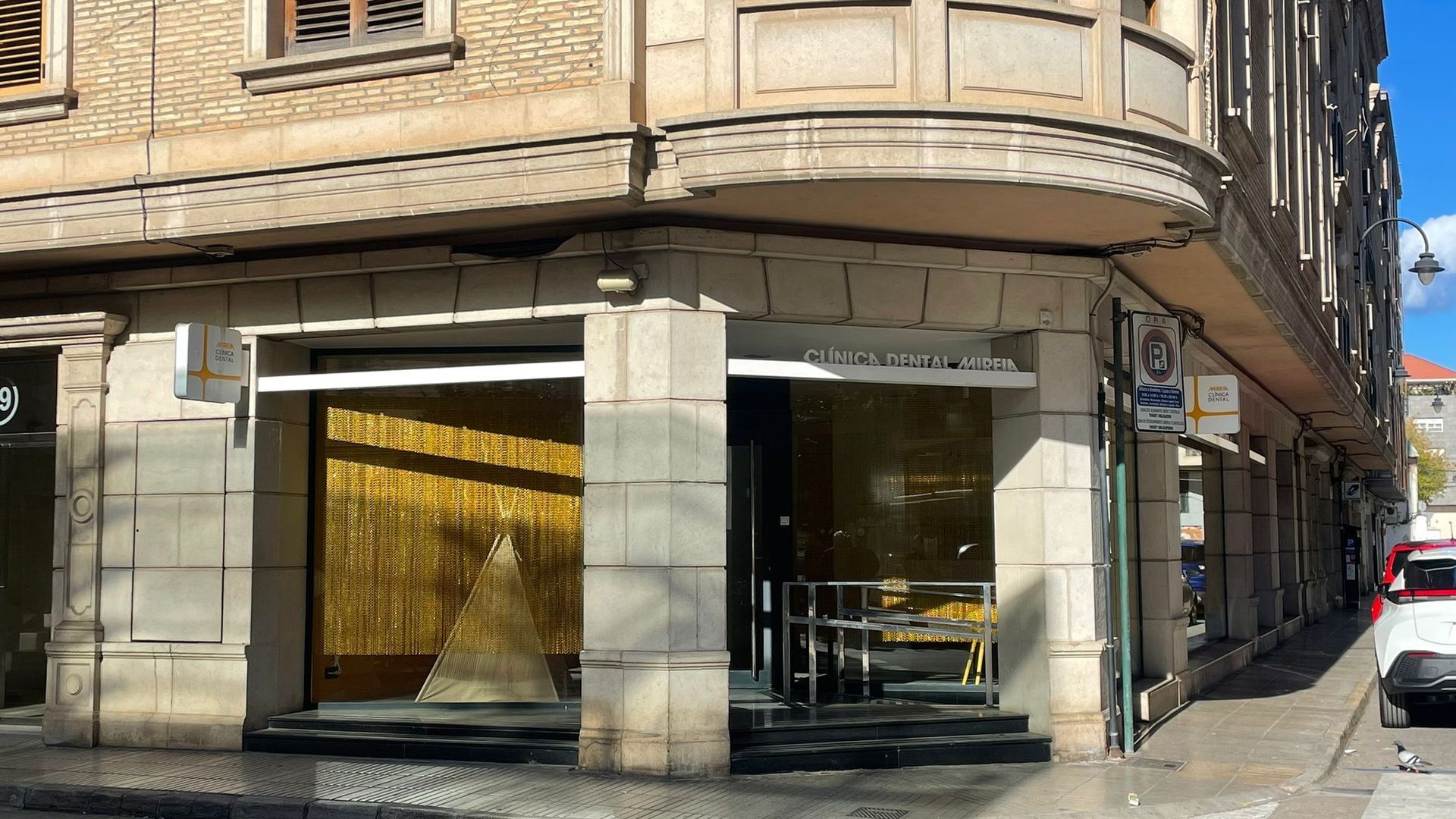 Clínica dental de Alzira donde fue tratada la niña que ha fallecido