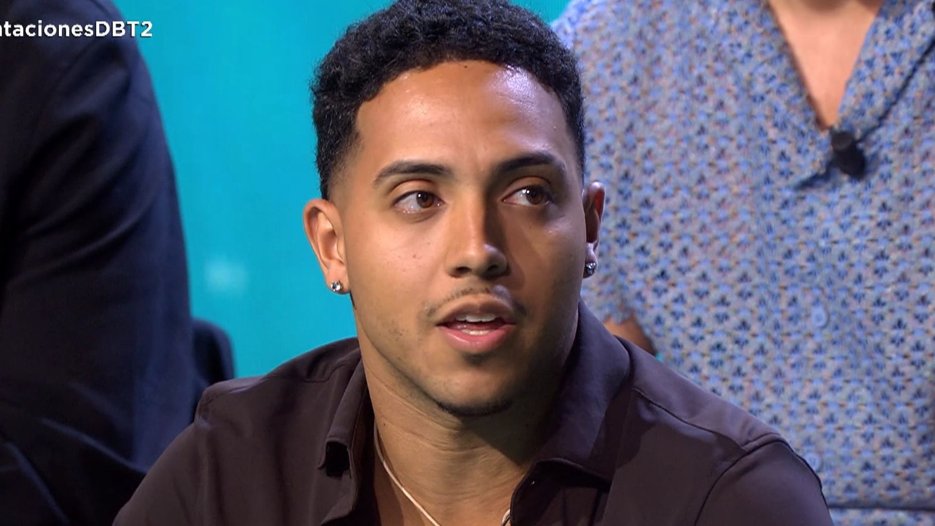 Gilbert confiesa el verdadero motivo de su huida a la otra villa