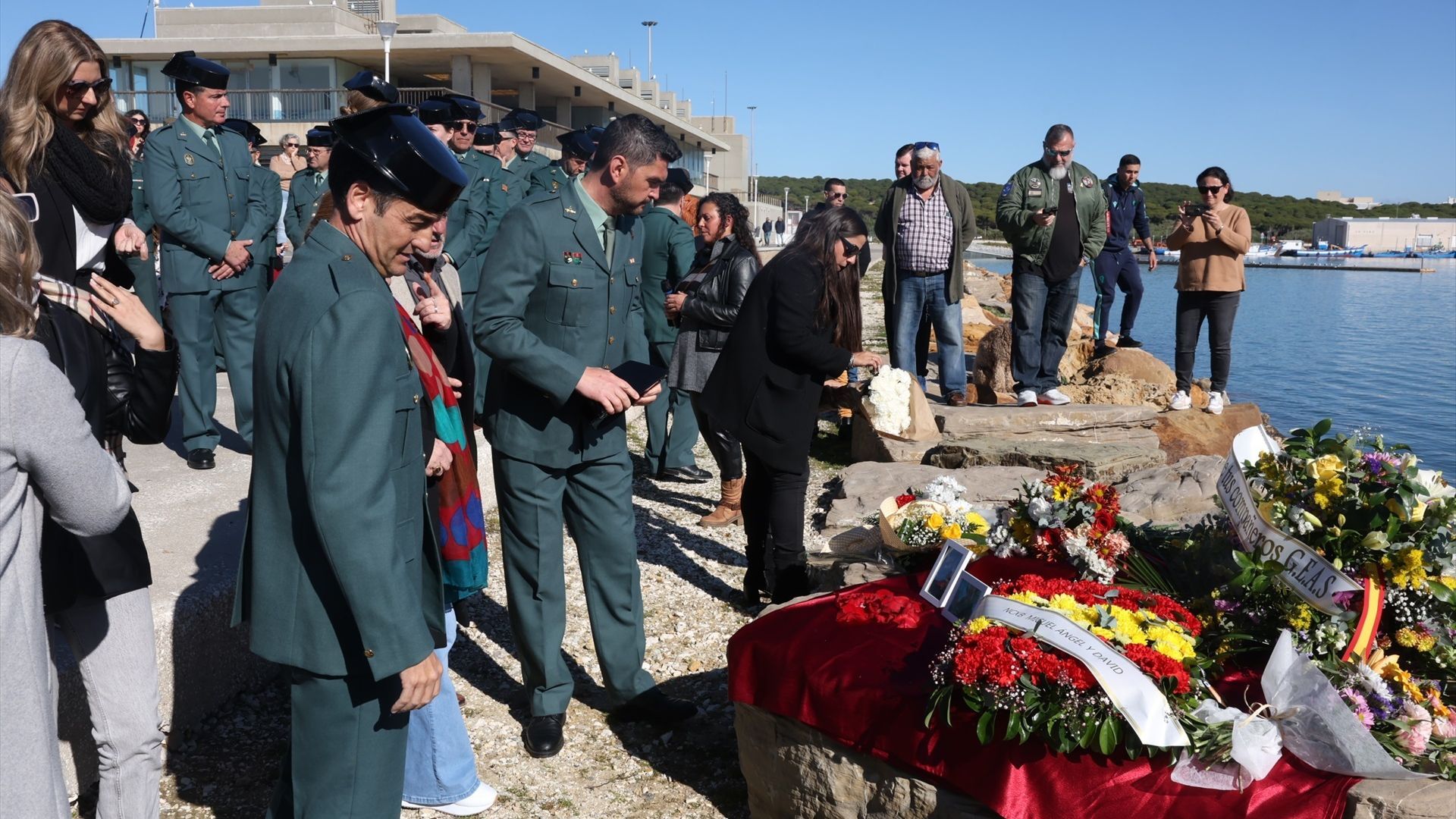La narcolancha arrolló sin frenar a la zódiac de los agentes en Barbate, según el peritaje