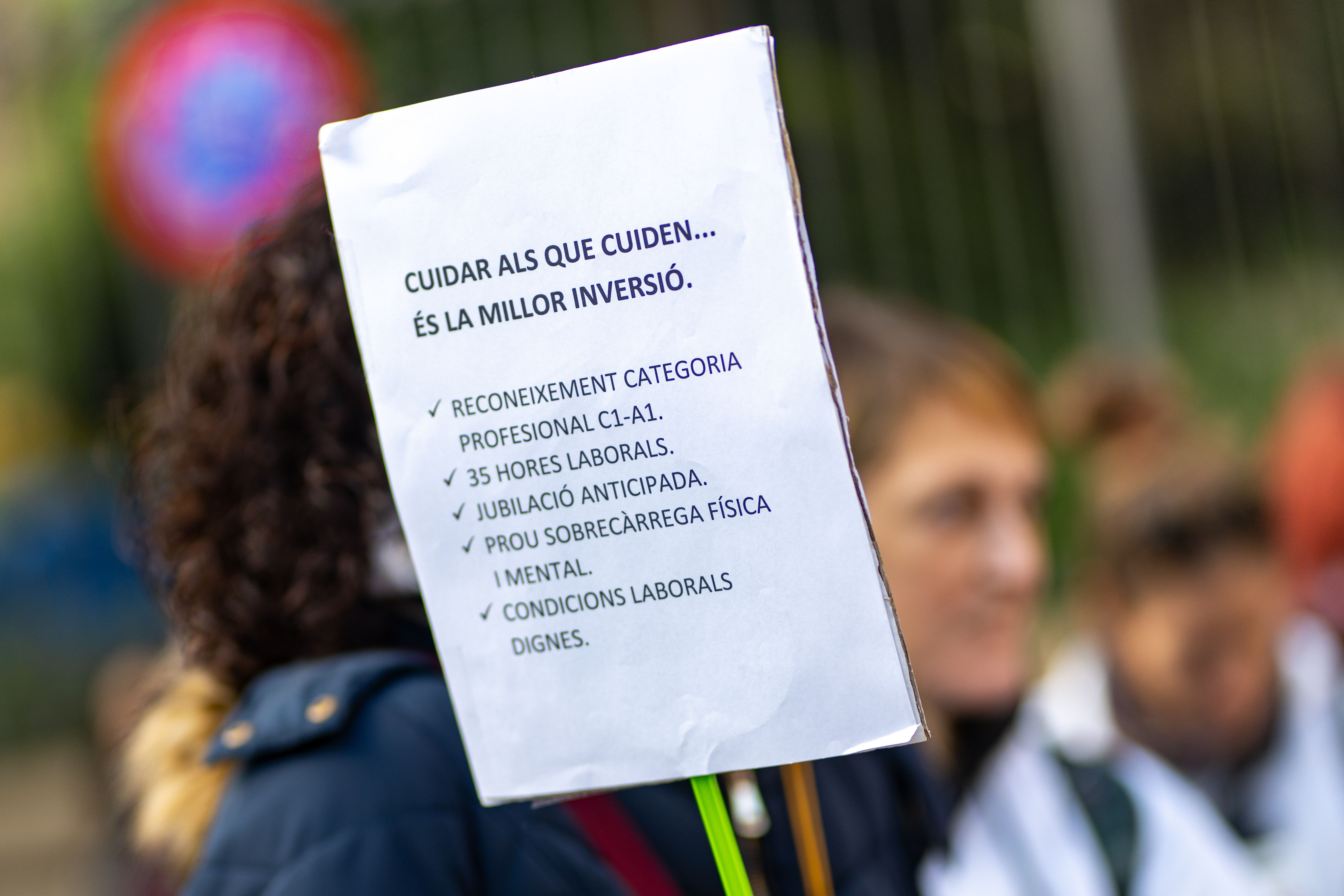 Cartel para pedir mejoras en la sanidad pública