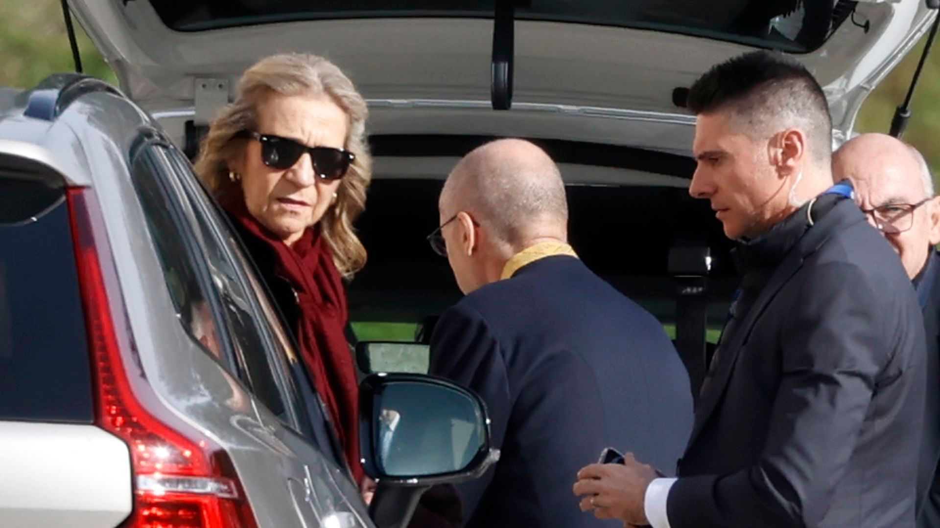 La infanta Elena llega al palacio de El Pardo