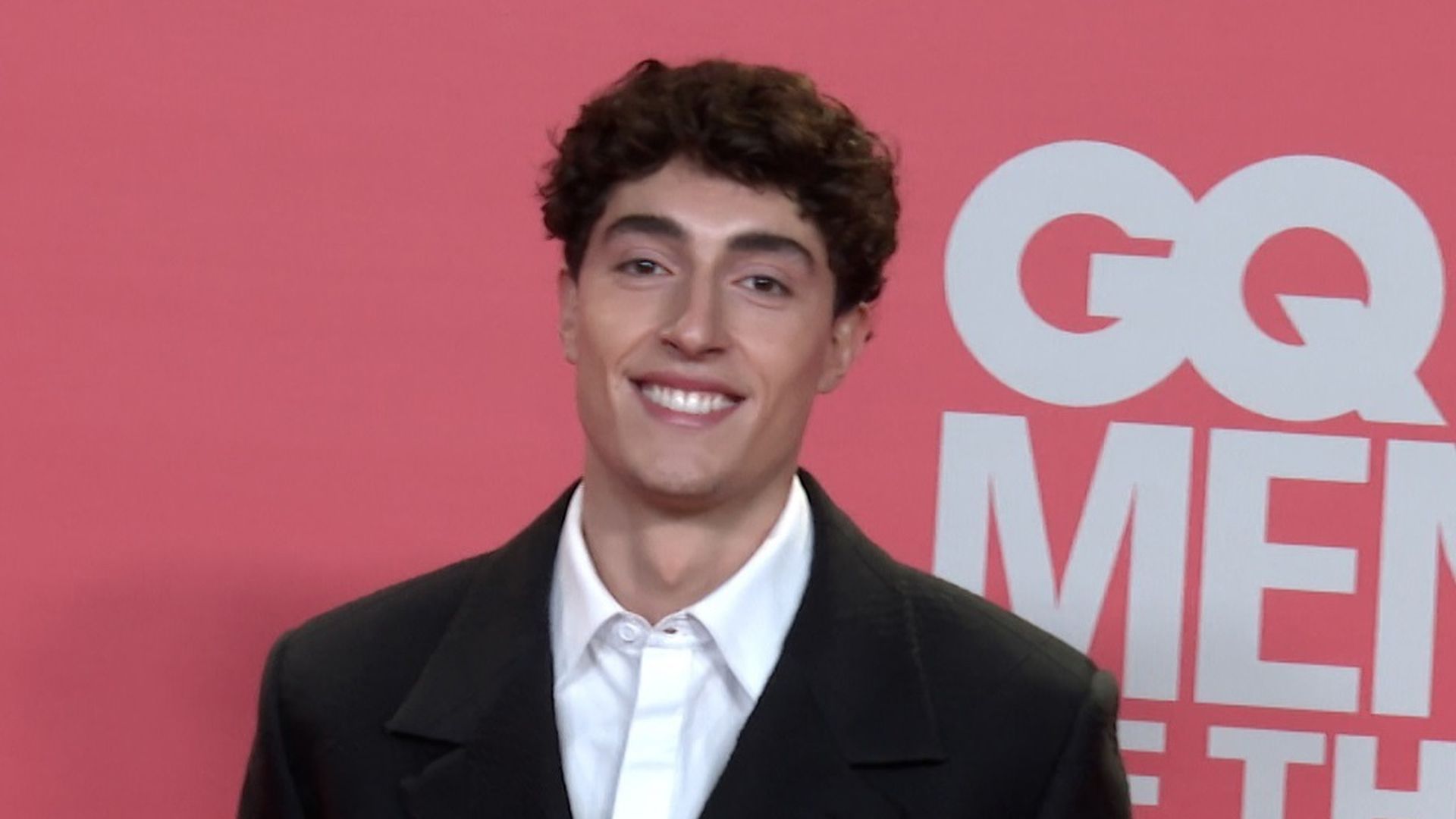 Plex en la gala GQ Men of the Year 2025