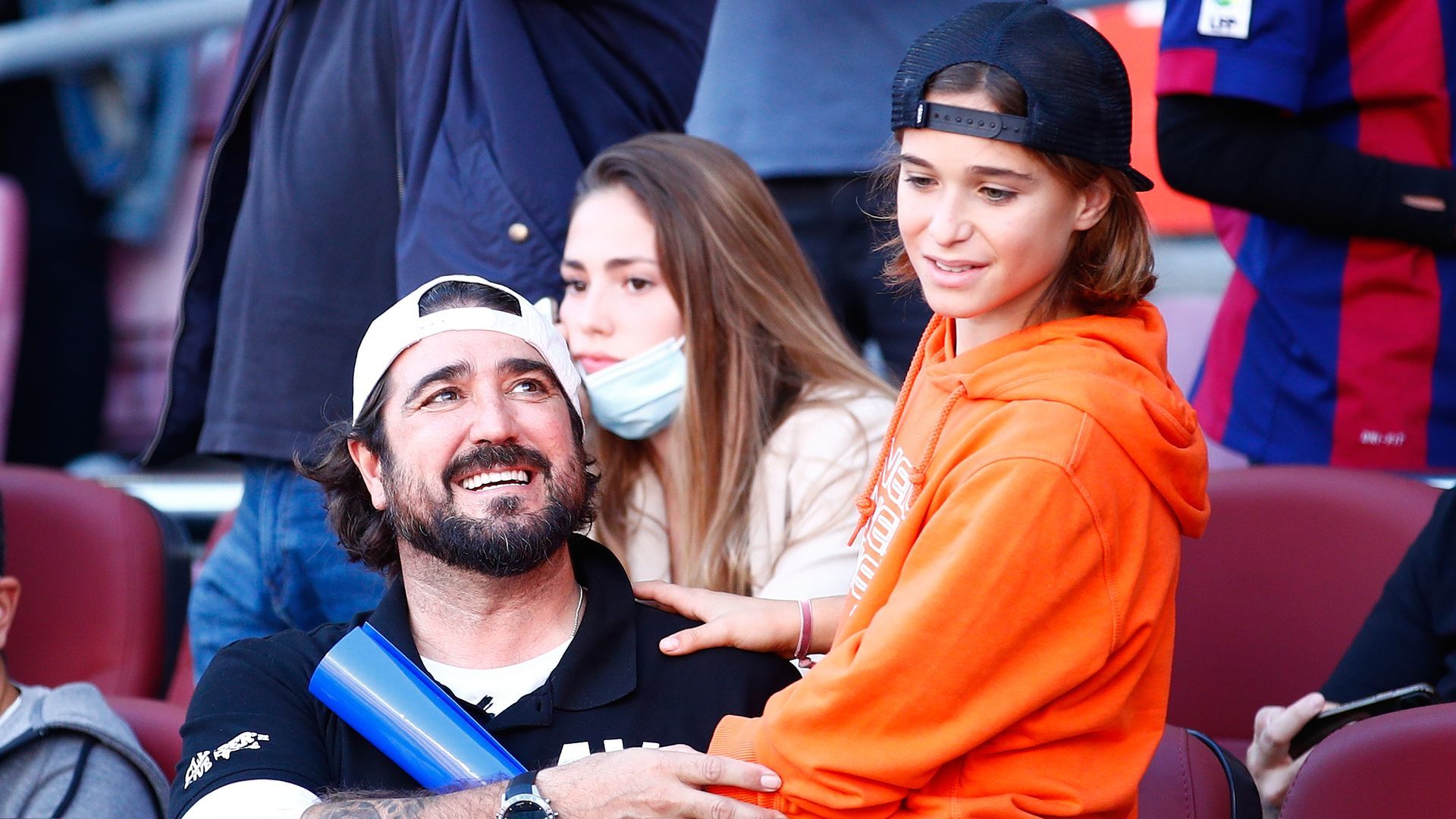 Antonio Orozco y su hijo Jan