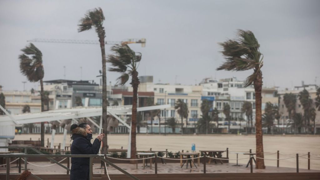 El viento vuelve a ser protagonista: rachas de hasta 100 km/h al nordeste peninsular